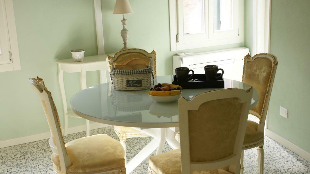 Ca'venetes Apartament *